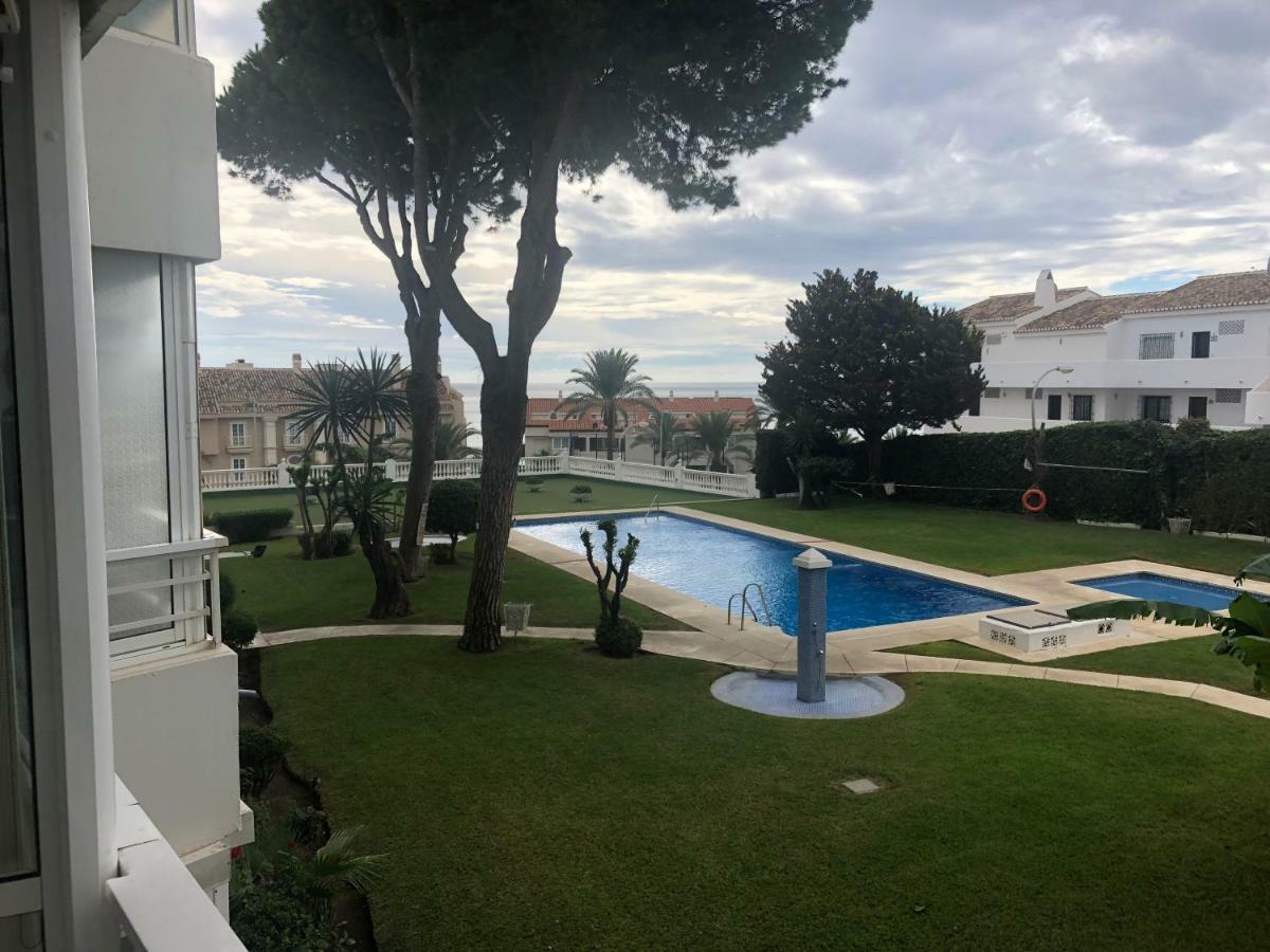 Apartamento Los Cisnes Benalmadena Exterior photo